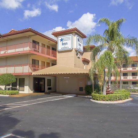 Inn Of America Palm Beach Gardens Exterior foto